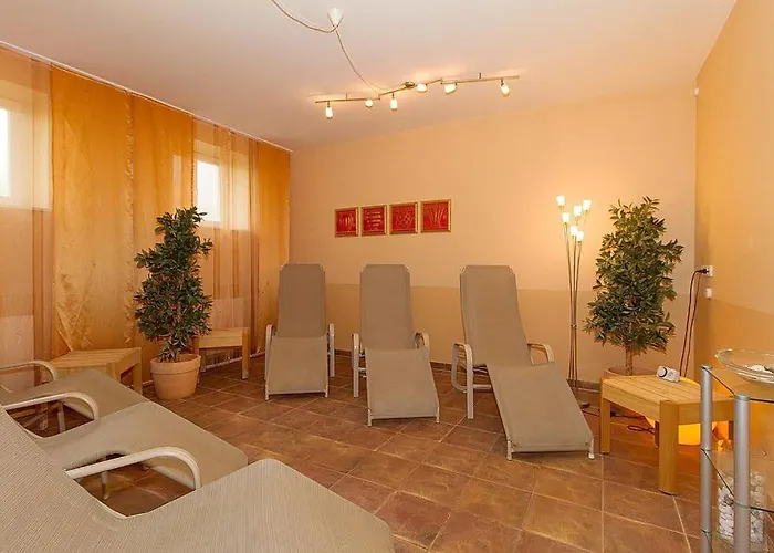 Dünenschloss Dünenschloss 2-20 * Ostseebad Kühlungsborn