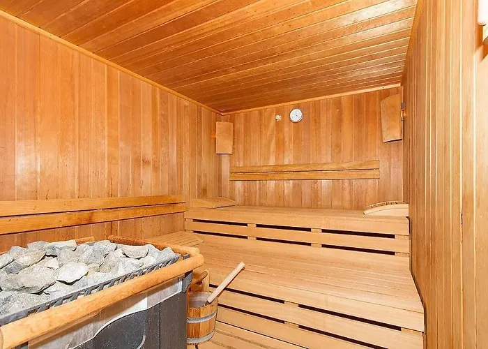 Dünenschloss Dünenschloss 2-20 * Ostseebad Kühlungsborn